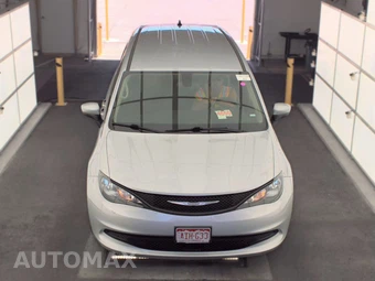 2022 Chrysler Voyager LX 121.6" WB - miniatura 2