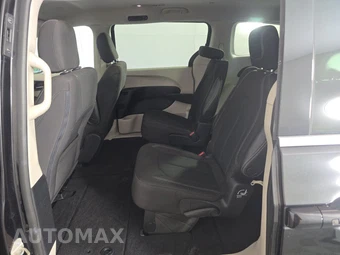 2022 Chrysler Voyager LX 121.6" WB - miniatura 13