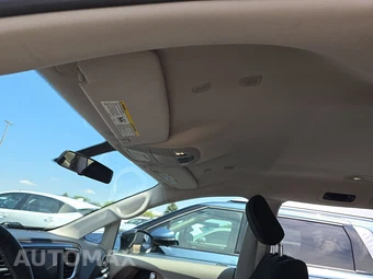 2022 Chrysler Voyager LX 121.6" WB - miniatura 19