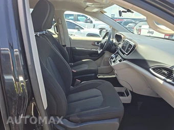 2022 Chrysler Voyager LX 121.6" WB - miniatura 8