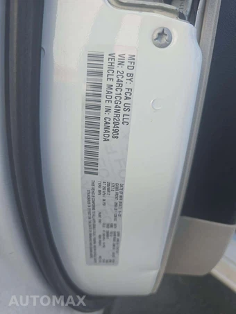 2022 Chrysler Voyager LX 121.6" WB - miniatura 2