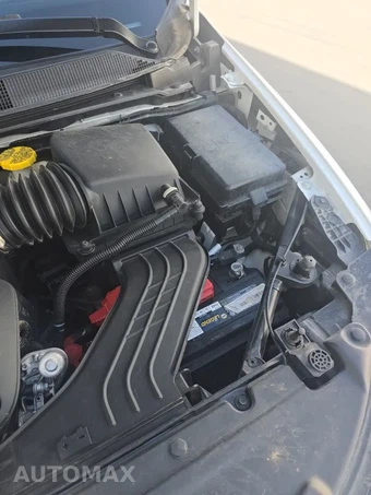 2022 Chrysler Voyager LX 121.6" WB - miniatura 28