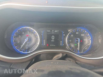 2022 Chrysler Voyager LX 121.6" WB - miniatura 6
