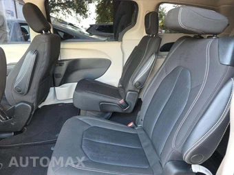 2022 Chrysler Voyager LX 121.6" WB - miniatura 13