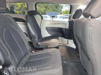 2022 Chrysler Voyager LX 121.6" WB - miniatura 17