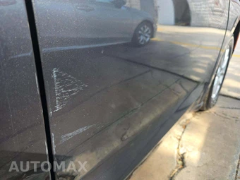 2022 Chrysler Voyager LX 121.6" WB - miniatura 25