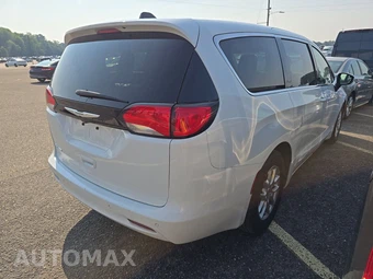 2022 Chrysler Voyager LX 121.6" WB - miniatura 4