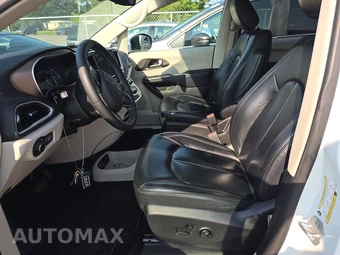 2022 Chrysler Voyager LX 121.6" WB - miniatura 7