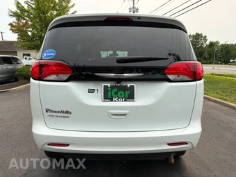 2022 Chrysler Voyager LX 121.6" WB - miniatura 10