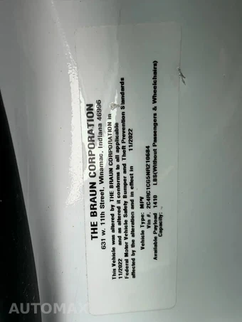 2022 Chrysler Voyager LX 121.6" WB - miniatura 18
