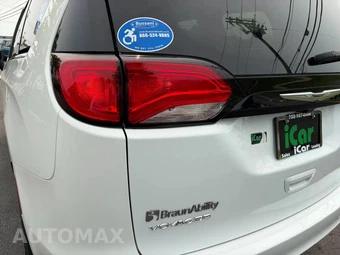 2022 Chrysler Voyager LX 121.6" WB - miniatura 19