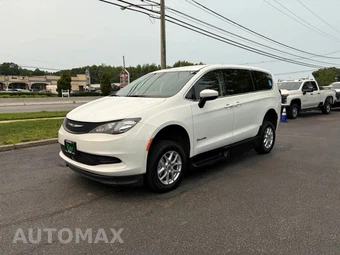 2022 Chrysler Voyager LX 121.6" WB - miniatura 2