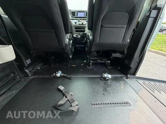 2022 Chrysler Voyager LX 121.6" WB - miniatura 35