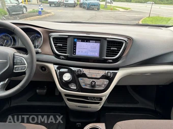 2022 Chrysler Voyager LX 121.6" WB - miniatura 41