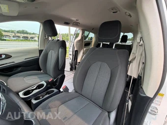 2022 Chrysler Voyager LX 121.6" WB - miniatura 61