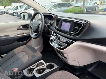 2022 Chrysler Voyager LX 121.6" WB - miniatura 67