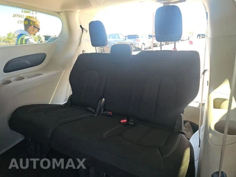 2022 Chrysler Voyager LX 121.6" WB - miniatura 14