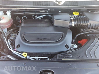 2022 Chrysler Voyager LX 121.6" WB - miniatura 16