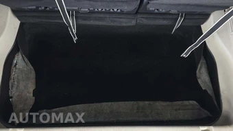 2022 Chrysler Voyager LX 121.6" WB - miniatura 29