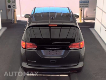 2022 Chrysler Voyager LX 121.6" WB - miniatura 5