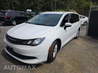 2022 Chrysler Voyager LX 121.6" WB