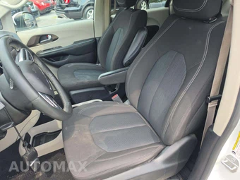 2022 Chrysler Voyager LX 121.6" WB - miniatura 6