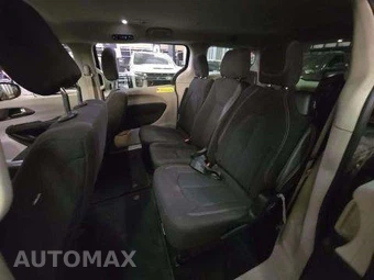 2022 Chrysler Voyager LX 121.6" WB - miniatura 13