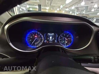 2022 Chrysler Voyager LX 121.6" WB - miniatura 9