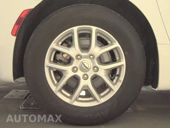 2022 Chrysler Voyager LX 121.6" WB - miniatura 11