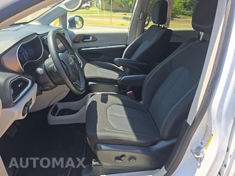 2022 Chrysler Voyager LX 121.6" WB - miniatura 13