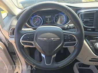 2022 Chrysler Voyager LX 121.6" WB - miniatura 16