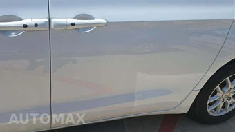 2022 Chrysler Voyager LX 121.6" WB - miniatura 26