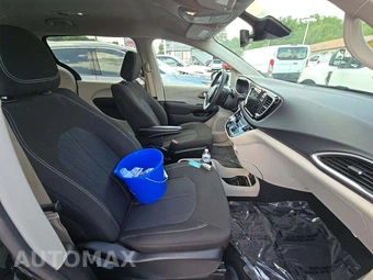 2022 Chrysler Voyager LX 121.6" WB - miniatura 19