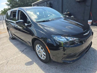 2022 Chrysler Voyager LX 121.6" WB - miniatura 4