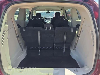 2022 Chrysler Voyager LX 121.6" WB - miniatura 15