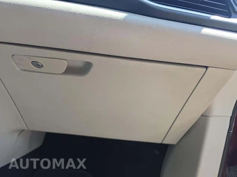 2022 Chrysler Voyager LX 121.6" WB - miniatura 20