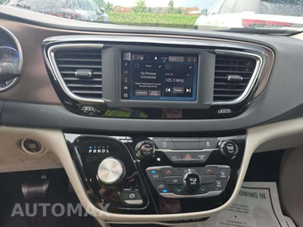 2022 Chrysler Voyager LX 121.6" WB - miniatura 10