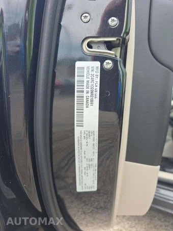 2022 Chrysler Voyager LX 121.6" WB - miniatura 5