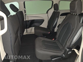 2022 Chrysler Voyager LX 121.6" WB - miniatura 13