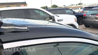 2022 Chrysler Voyager LX 121.6" WB - miniatura 21