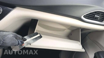 2022 Chrysler Voyager LX 121.6" WB - miniatura 32