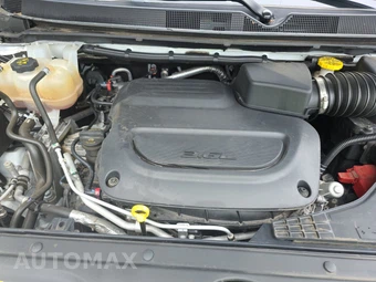2022 Chrysler Voyager LX 121.6" WB - miniatura 16