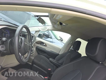 2022 Chrysler Voyager LX 121.6" WB - miniatura 18
