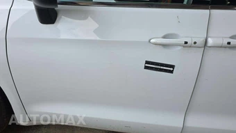 2022 Chrysler Voyager LX 121.6" WB - miniatura 23