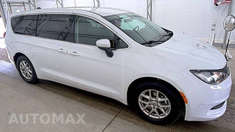 2022 Chrysler Voyager LX 121.6" WB - miniatura 3