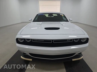 2022 Dodge Challenger GT - miniatura 2
