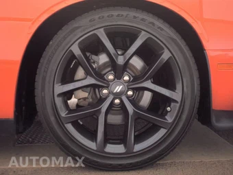 2022 Dodge Challenger GT - miniatura 10