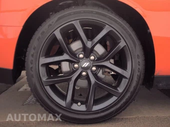 2022 Dodge Challenger GT - miniatura 11