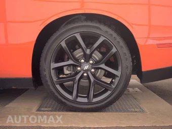 2022 Dodge Challenger GT - miniatura 12