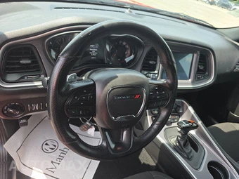 2022 Dodge Challenger GT - miniatura 16